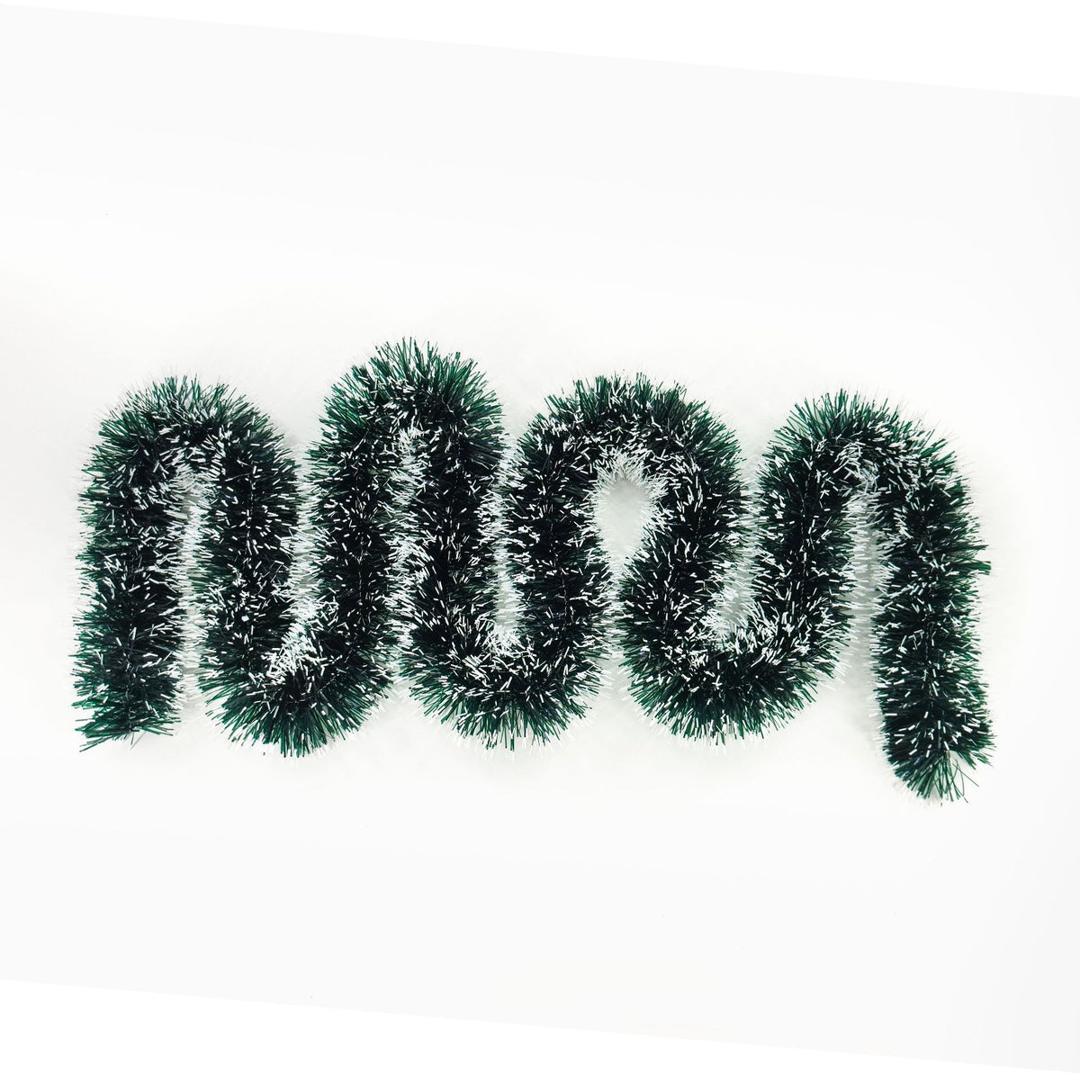 Festive Christmas party decoration garland with white and green snowflake-patterned edges¡ªideal for venue styling and adding a holiday atmosphere