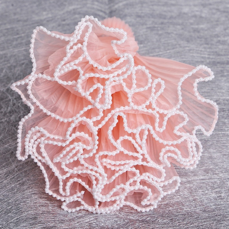 Wavy-edge mesh floral packaging material; pearl-accented wavy mesh for flower wrapping; florist supplies; Qixi Festival bouquet wrapping paper