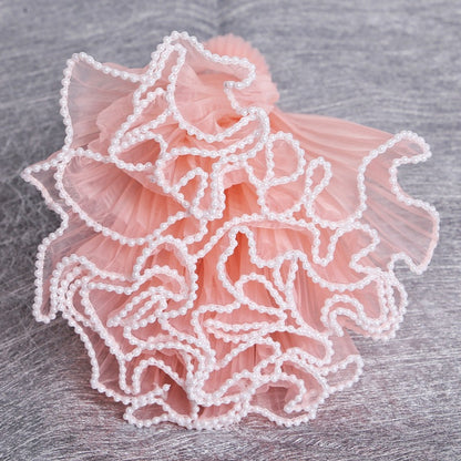 Wavy-edge mesh floral packaging material; pearl-accented wavy mesh for flower wrapping; florist supplies; Qixi Festival bouquet wrapping paper