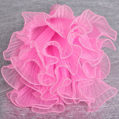 Wavy-edge mesh floral packaging material; pearl-accented wavy mesh for flower wrapping; florist supplies; Qixi Festival bouquet wrapping paper