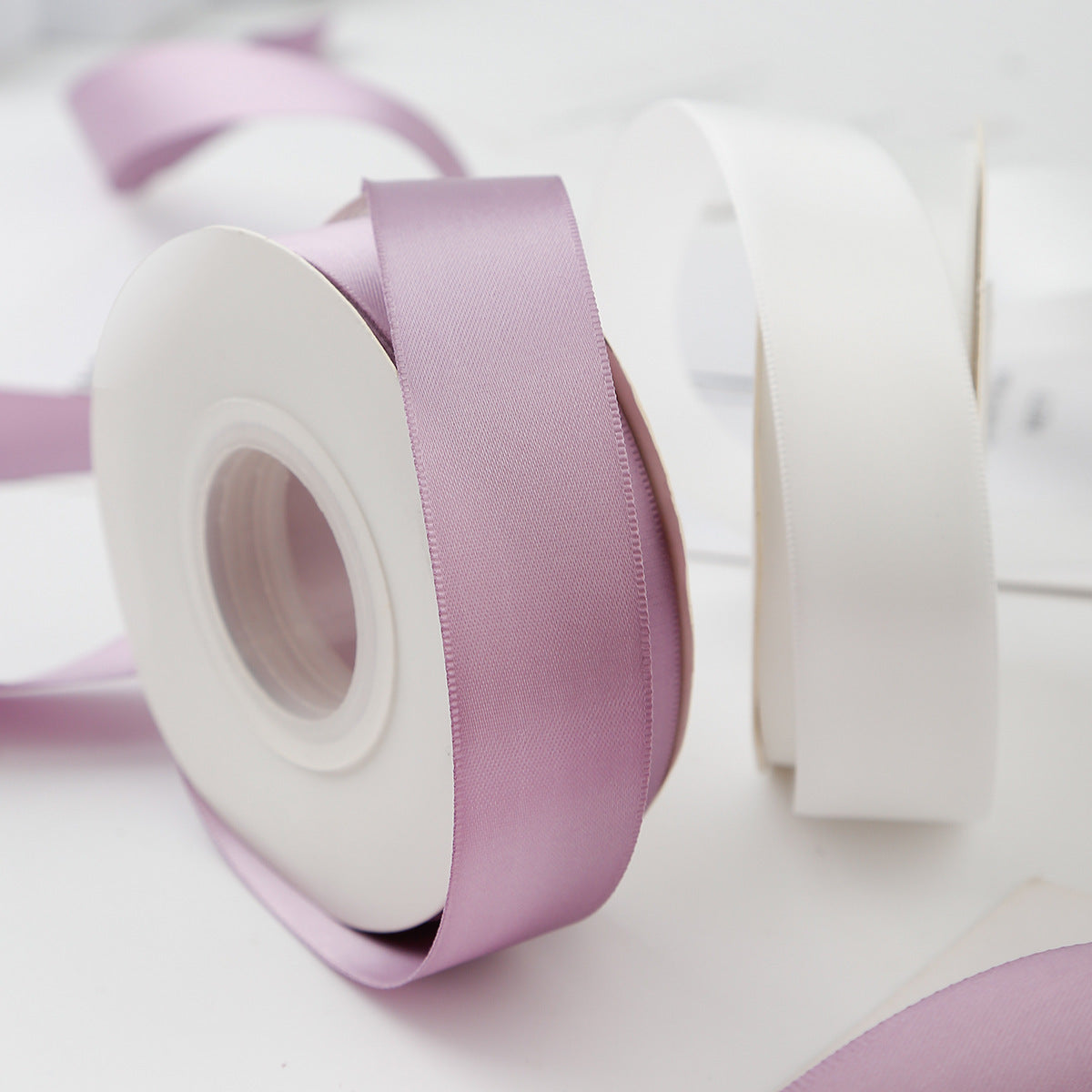 Factory Direct: 2.5cm Double-Sided Polyester Satin Ribbon ¨C Ideal for DIY Crafts, Hair Accessories, Gift Box Packaging, and Bouquet Decoration